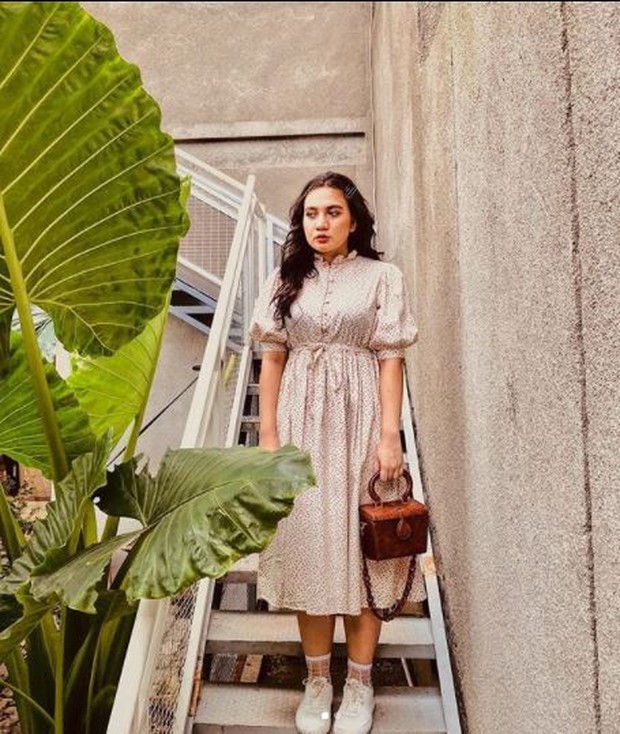 Galabby Thahira/Instagram.com/galabbythahira Gaya vintage ala galabby