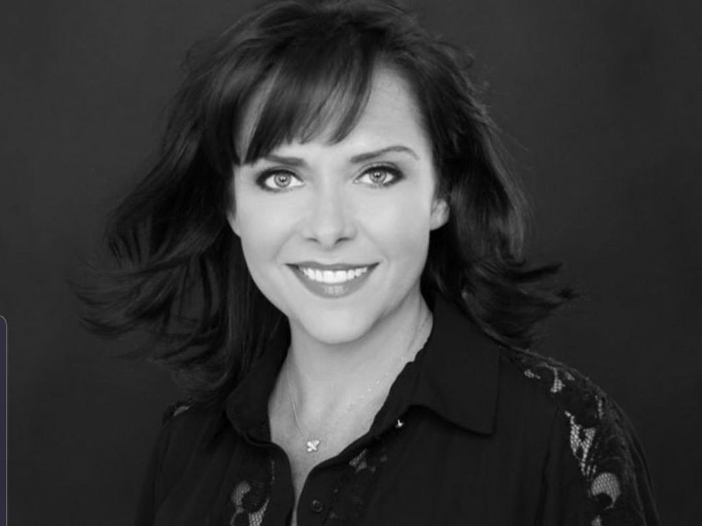 Ratu Kecantikan Miss America Meninggal karena Cedera Kepala Ratu Kecantikan Miss America Meninggal karena Cedera Kepala