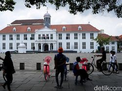 Libur Hari Kedua, Kota Tua jadi Pilihan Liburan Warga Jakarta