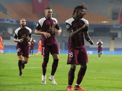 Moise Kean Cetak Brace, PSG Tumbangkan Istanbul Basaksehir 2-0