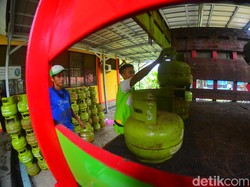 Warga Pangandaran Keluhkan Langkanya Gas Elpiji 3 Kg