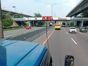 Lalin Lancar, Contraflow Km 47-65 Tol Jakarta Cikampek Disetop