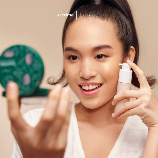 Sangat Rekomen: Luxcrime Two Way Cake