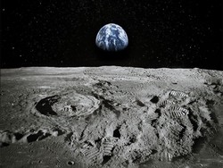 Ada Air di Bulan, Apa Bisa Diminum Ya?