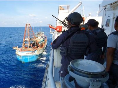 Bakamla Kembali Tangkap 2 Kapal Ikan Ilegal Asal Vietnam