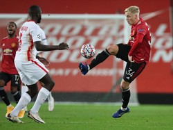 Donny van de Beek Bisa Jadi Thomas Mueller-nya MU, Setuju?