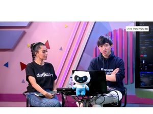 Eka Gustiwana: Jadi yang Berbeda Itu Nggak Apa-apa! Eka Gustiwana: Jadi yang Berbeda Itu Nggak Apa-apa!