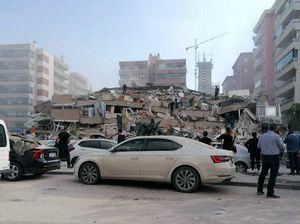 Video Detik-detik Turki Diguncang Gempa M 7