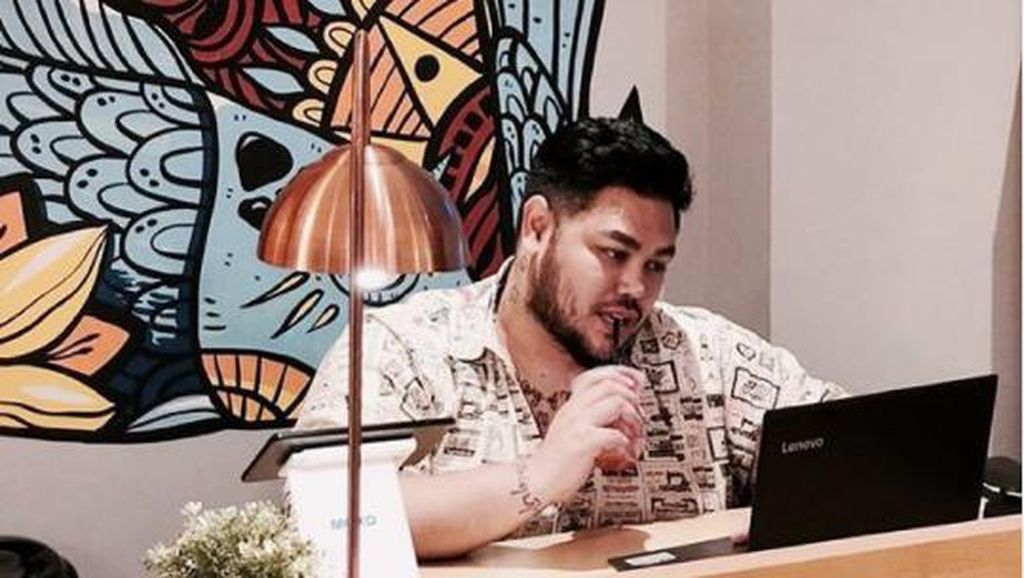 Ivan Gunawan Doyan Ngopi hingga Akhirnya Bisnis Coffee Shop