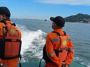 Satu dari Dua Nelayan yang Hilang di Teluk Balikpapan Ditemukan Selamat
