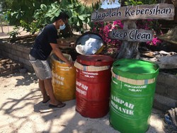 KLHK Resmikan Sekolah Sampah Nusantara di Cibubur