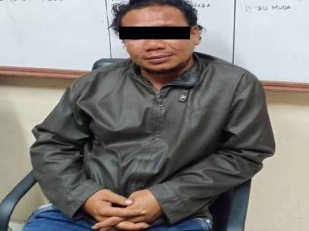 Pecatan Polisi Penusuk Ustaz di Aceh Diduga Tersinggung Isi Ceramah Pecatan Polisi Penusuk Ustaz di Aceh Diduga Tersinggung Isi Ceramah