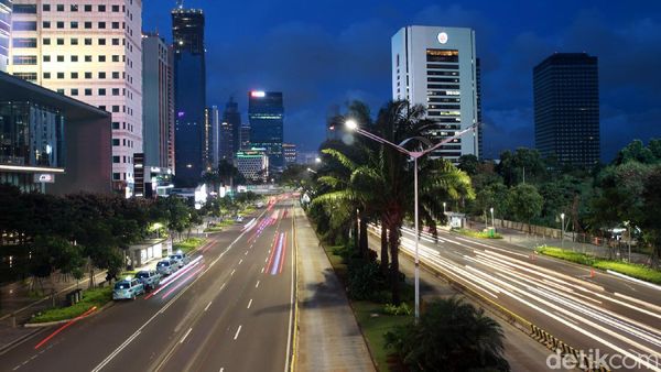 Petang yang Lengang di Ibu Kota