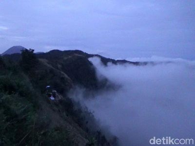 Pesona Negeri di Atas Awan Lumajang