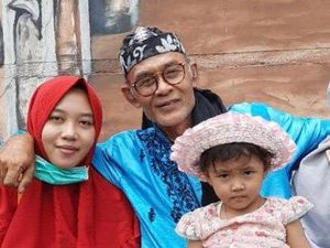 Seumur Hidup, Treni Tidak Tahu Punya Saudara Kembar Sampai Dipertemukan TikTok Seumur Hidup, Treni Tidak Tahu Punya Saudara Kembar Sampai Dipertemukan TikTok