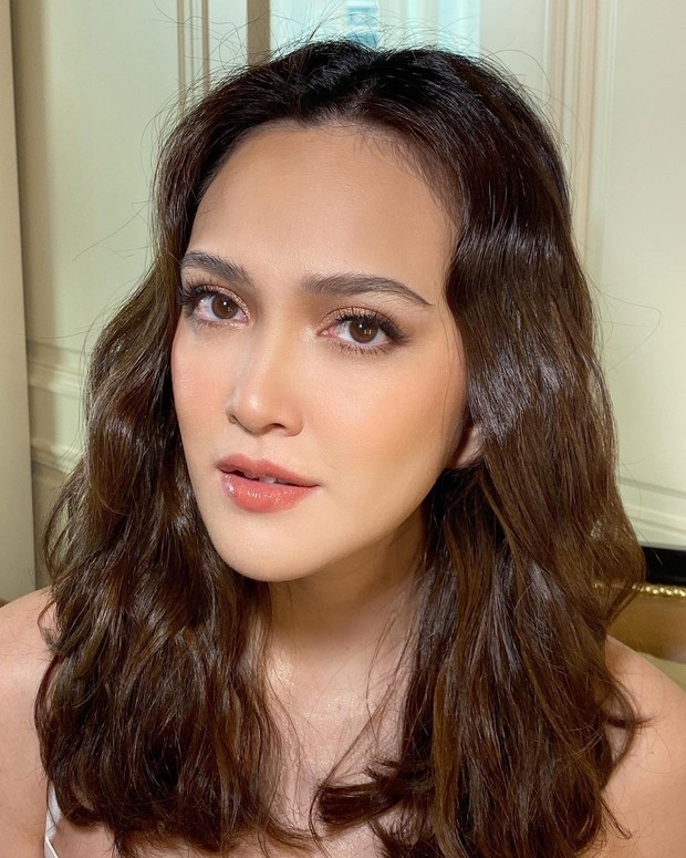 Skincare Shandy Aulia/Instagram @shandyaulia