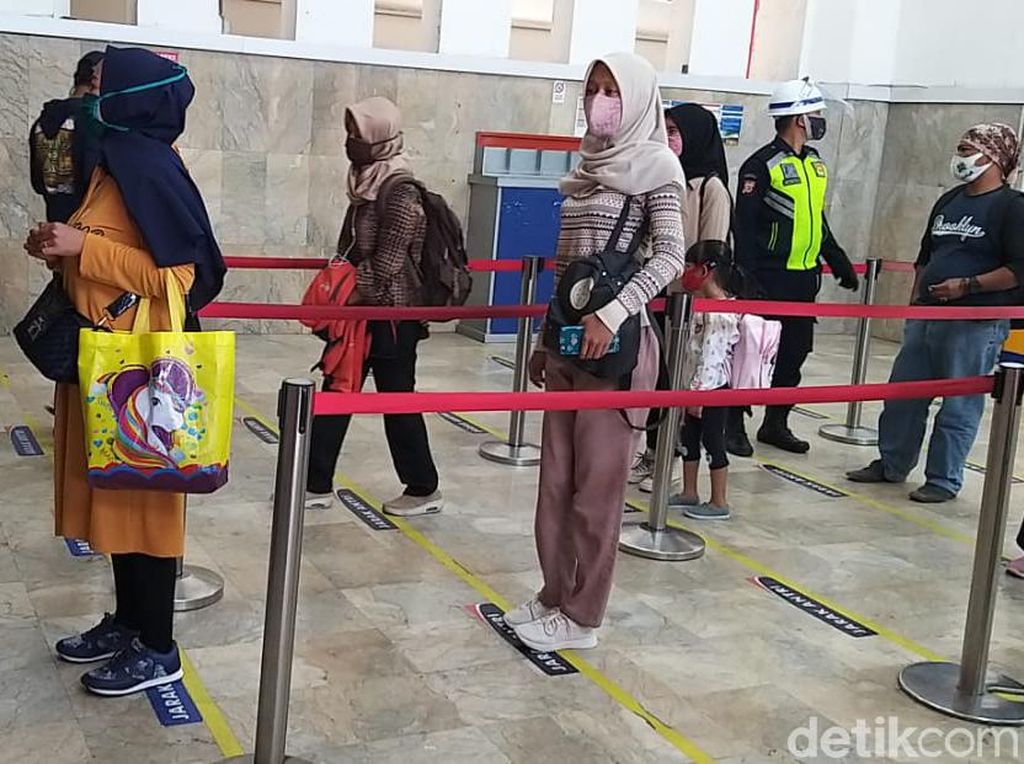 Liburan Naik Kereta Api, Ini yang Harus Diperhatikan Liburan Naik Kereta Api, Ini yang Harus Diperhatikan