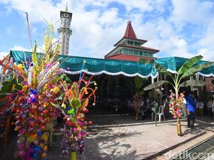Makna Tersirat Telur Hias Ndhog-ndhogan Peringati Maulid Nabi di Banyuwangi Makna Tersirat Telur Hias Ndhog-ndhogan Peringati Maulid Nabi di Banyuwangi