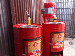 Kreatif! Pria Ini Bikin Wastafel dari Drum Bekas, Segini Omzetnya