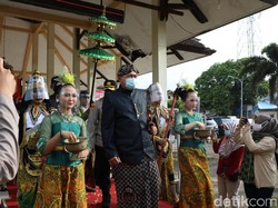 Begini Momen Jamasan Pusaka Kyai Pradah Saat Pandemi COVID-19