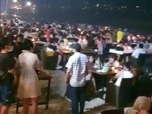 Restoran di Jimbaran Ramai Pengunjung Saat Libur Panjang, Ini Kata Satpol PP Restoran di Jimbaran Ramai Pengunjung Saat Libur Panjang, Ini Kata Satpol PP