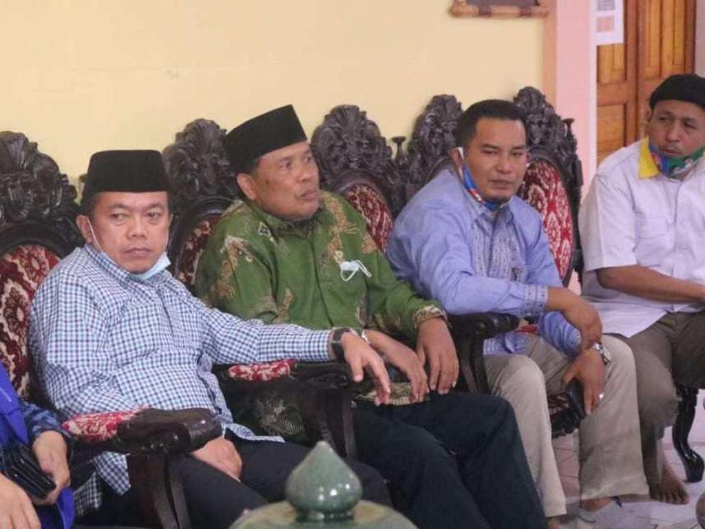 Dibantu Anggota Dewan, PAN Yakin Cagub Al Haris Akan Menang di Jambi Dibantu Anggota Dewan, PAN Yakin Cagub Al Haris Akan Menang di Jambi