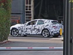 Calon Mobil SUV Ferrari Diuji Coba, Begini Tampangnya