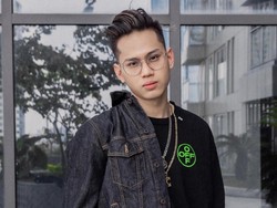 Pria Viral Dihujat karena Pamer Harta, Ngaku Punya Saldo Tabungan Rp 8 M