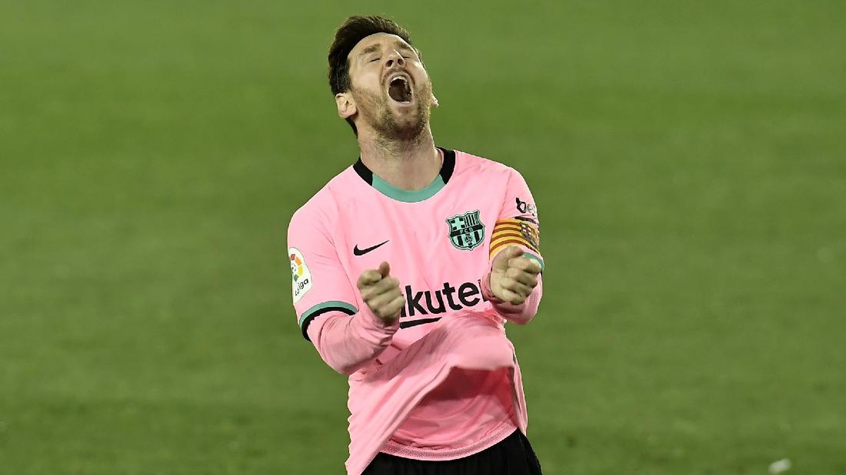 Lionel Messi cepat atau lambat pasti menghilang dari Barcelona. (Foto: Alvaro Barrientos/AP)