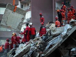 2 Bocah Berhasil Diselamatkan Hampir 3 Hari Usai Gempa Turki