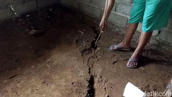 10 Orang Mengungsi Akibat Tanah Gerak di Banjarnegara