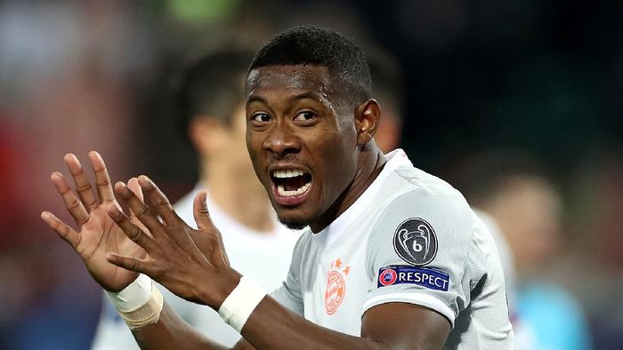 Alaba MOSCOW, RUSSIA - OCTOBER 27: David Alaba of Bayern Munich reacts during the UEFA Champions League Group A stage match between Lokomotiv Moskva and FC Bayern Muenchen at RZD Arena on October 27, 2020 in Moscow, Russia. A limited number of spectators will be in attendance as Covid-19 pandemic restrictions ease. (Photo by Oleg Nikishin/Getty Images)