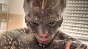 Foto: Penampilan Seram Pria yang Ngaku Black Alien, Dulunya Ganteng 