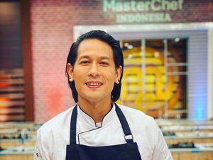 6 Fakta Chef Juna, Sosok Tegas yang Kini Berjuang Sembuh dari COVID-19 6 Fakta Chef Juna, Sosok Tegas yang Kini Berjuang Sembuh dari COVID-19