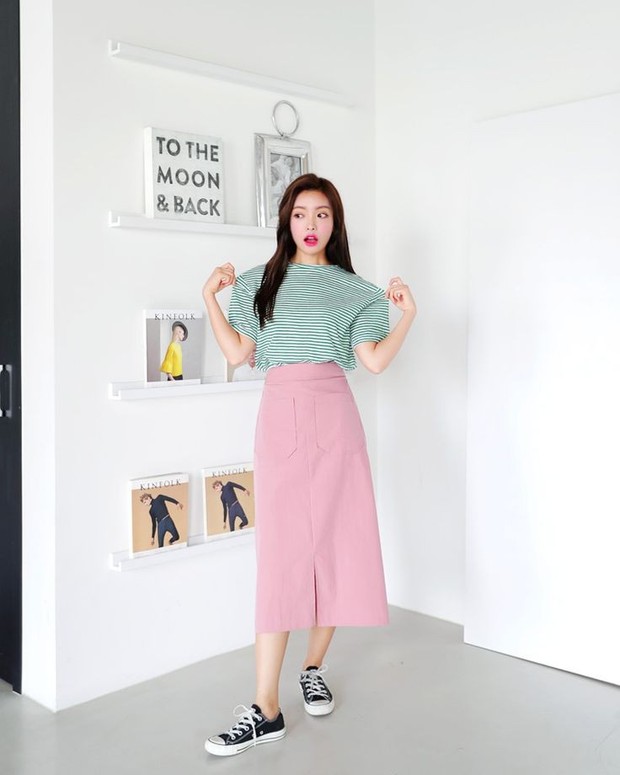 Dahongofficials/Instagram.com Gaya fashion dengan kombinasi warna tak biasa