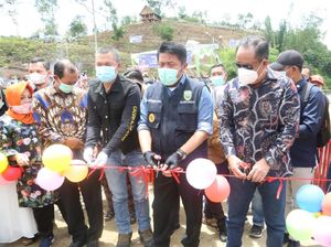 Buka Agrowisata Baru di Sumsel, HD Harap Bisa Pulihkan Ekonomi Warga Buka Agrowisata Baru di Sumsel, HD Harap Bisa Pulihkan Ekonomi Warga