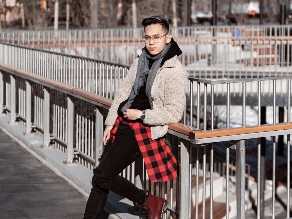 Kisah Sukses Crazy Rich Medan, Berawal dari Pengamen Kini Belanjanya Miliaran Kisah Sukses Crazy Rich Medan, Berawal dari Pengamen Kini Belanjanya Miliaran