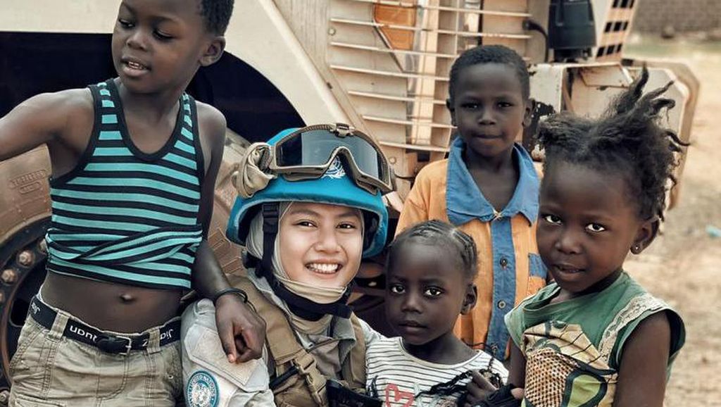 Ini Polwan Cantik Penjaga Perdamaian PBB di Afrika Ini Polwan Cantik Penjaga Perdamaian PBB di Afrika