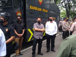 Kabareskrim hingga Kabaintelkam Pantau Demo Buruh di Patung Kuda