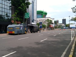Jelang Demo Buruh, 2 Water Cannon-1 Barracuda Siaga di Jl Majapahit Jakpus