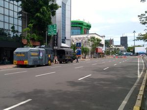 Jelang Demo Buruh, 2 Water Cannon-1 Barracuda Siaga di Jl Majapahit Jakpus Jelang Demo Buruh, 2 Water Cannon-1 Barracuda Siaga di Jl Majapahit Jakpus