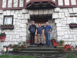 Sertifikasi Imam dan Perang Macron Melawan Radikalisme di Prancis