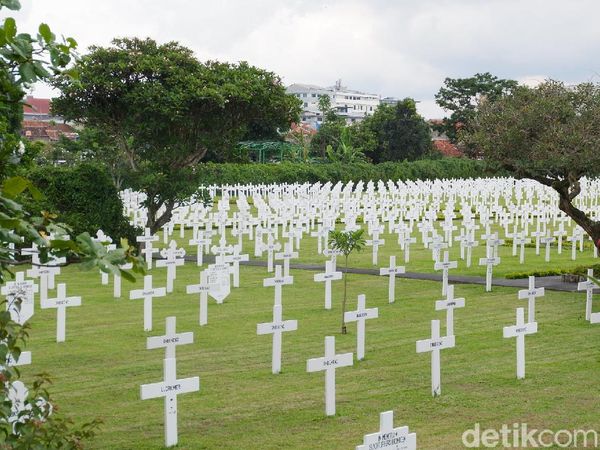 Foto Makam Ereveld di Bandung, Tidak Seram Malah Instagramable