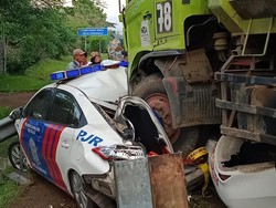 Truk Tabrak Mobil PJR di Tol Tangerang-Merak, Sopir Diminta Serahkan Diri