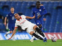 Gary Neville ke Lampard: Jangan Jual Kante Ya