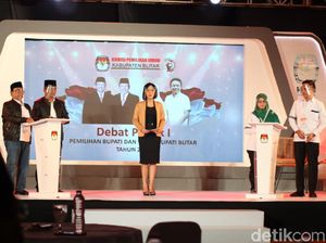KPU Blitar Tetap Izinkan Paslon Pilbup Bawa Contekan dalam Debat Kedua KPU Blitar Tetap Izinkan Paslon Pilbup Bawa Contekan dalam Debat Kedua