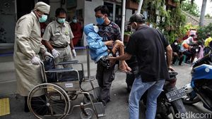 Potret Perjuangan Pelayan Kesehatan di Tingkat Kecamatan