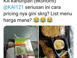 Pria Ini Kaget Harga Nasgor di Kereta Ekonomi Rp 45 Ribu