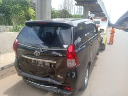 Kecelakaan Beruntun 4 Mobil di Km 16 Tol Bekasi, Lalin Sempat Macet