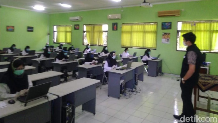 seleksi Calon Pegawai Negeri Sipil (CPNS) di Lamongan seleksi Calon Pegawai Negeri Sipil (CPNS) di Lamongan